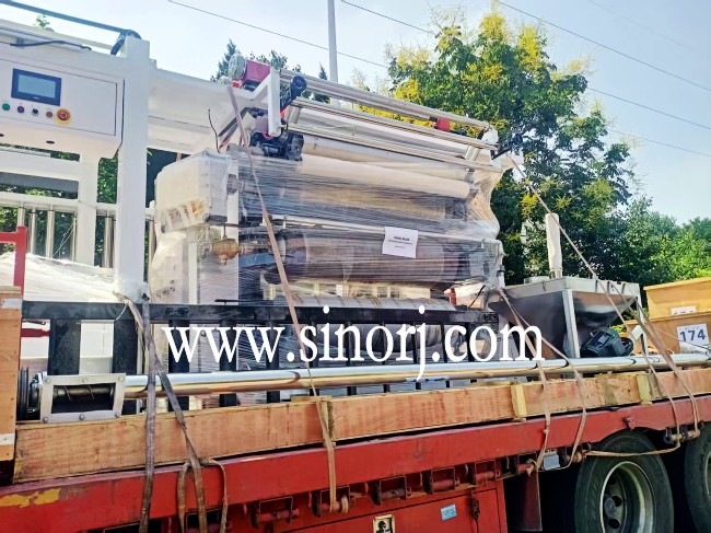 爆品pvc仿大理石板生產(chǎn)線板車發(fā)往國(guó)外